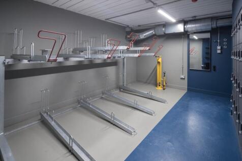 1-3 Royal Exchange - bike racks