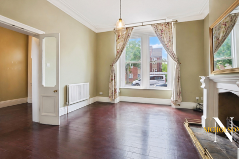 A grand victorian home available now on Queen Street photo 3
