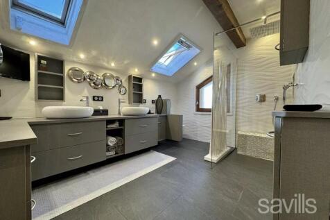 Shower room house Bozel