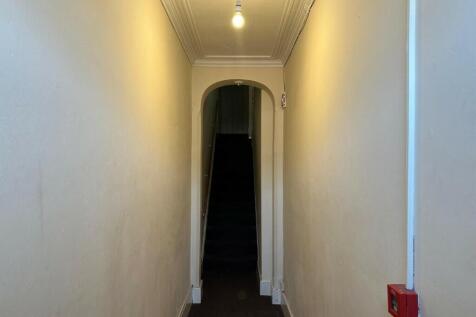 Church Street, Leamington Spa, Warwickshire, CV31 photo 2