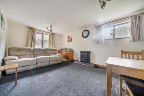 1339748-15-689dfa8f5e35a