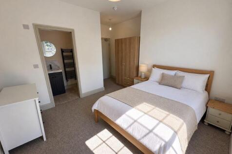 Room 6.1.jpg