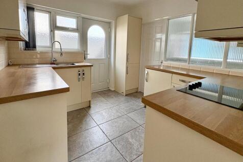 Meadway, Canvey Island, Essex photo 4