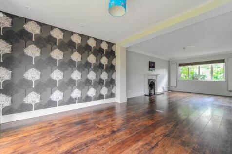 Upper Brighton Road, Kingston, KT6 photo 4
