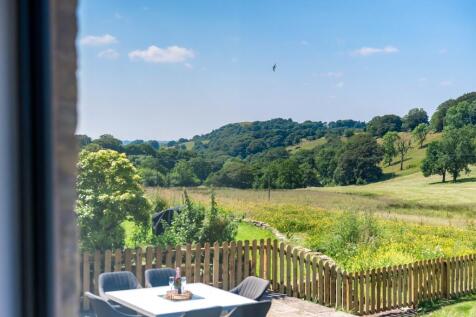 View from French Doors - Hayloft house - Ewemove W