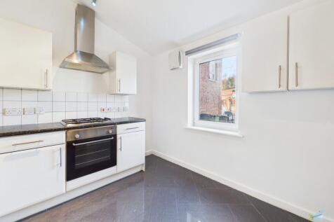 CAM03111G0-PR0424...