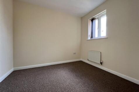 Ardgowan Grove, Wolverhampton, West Midlands, WV4 photo 5
