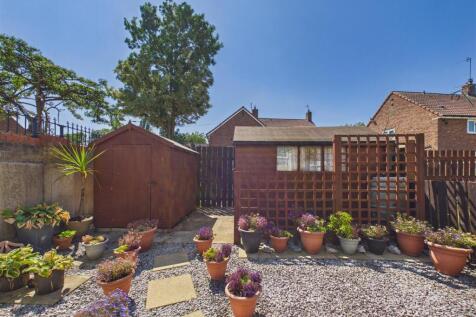 CAM05193G0-PR0176-STILL008.jpg
