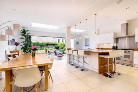 Kitchen/Dining/Living Room