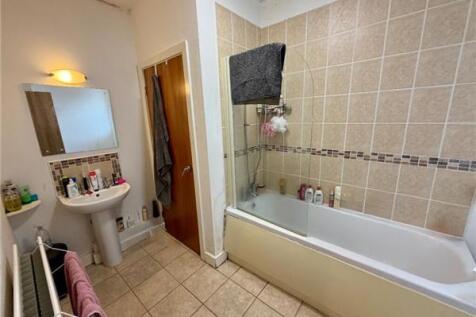 Bathroom/Shower