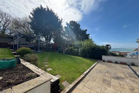 Rear Garden 4.jpg