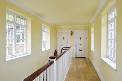 Entrance Hall and 1st floor Landing,
