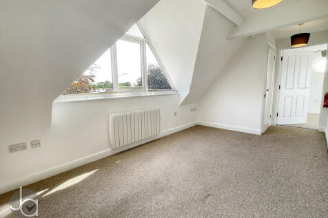 Church Road, Tiptree, Colchester photo 4
