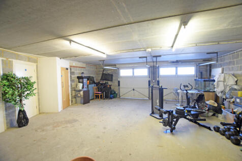 Tandem Garage