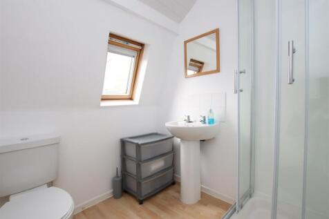 Shower room.JPG