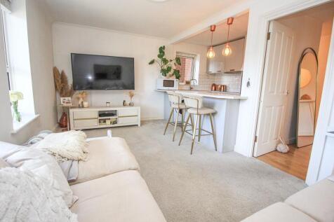 Southampton, SO19 - property photo