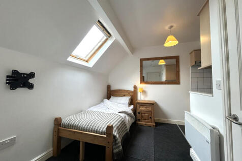21 Maud Avenue, Leeds, West Yorkshire, LS11 photo 4