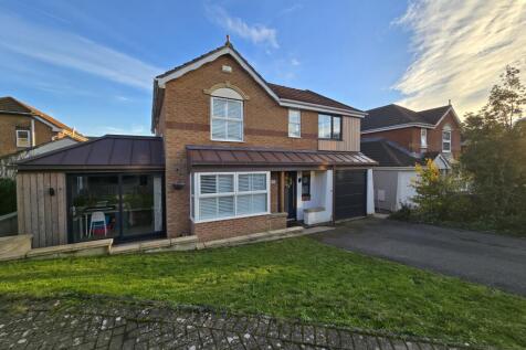 4 bedroom House for sale