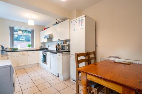 Kitchen_.jpg