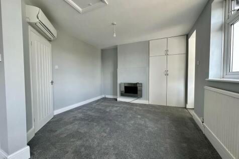 South Crescent, Southend-On-Sea, Essex, SS2 photo 4