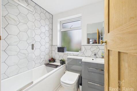 Bathroom/ Wc