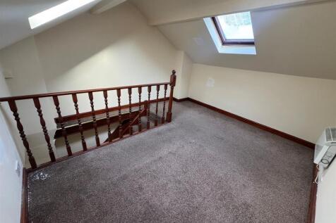 WhatsApp Image 2025-11-26 at 11.14.52.jpeg