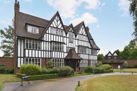 Thanet Court, Queens Drive,  London photo 3