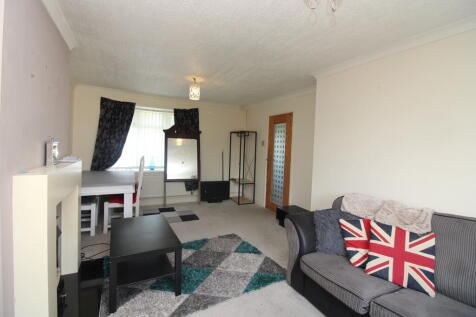 Birchington Avenue, Middlesbrough, Cleveland, TS6 7LS photo 3