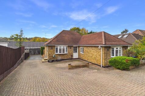 Bungalow /Driveway
