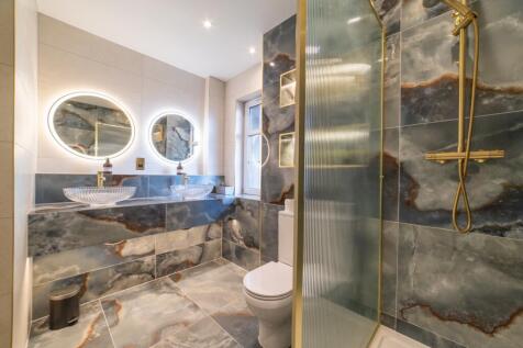 Award-winning Media team on EVERY Listing_21