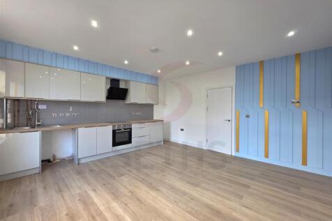 Lounge/Kitchen