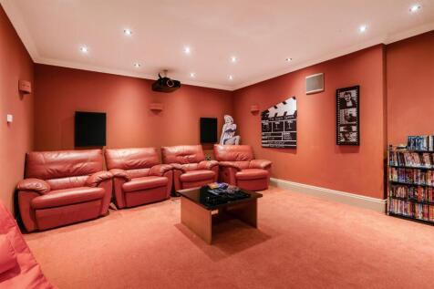 11 Brudenell Avenue 323847 (20).jpg