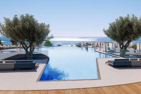 Infinity Pool
