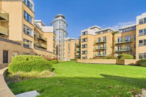 CAM02545G0-PR0525-STILL008