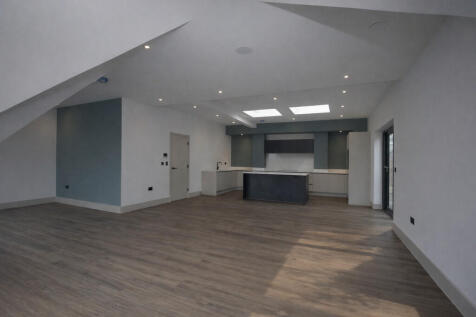 Spacious modern k...