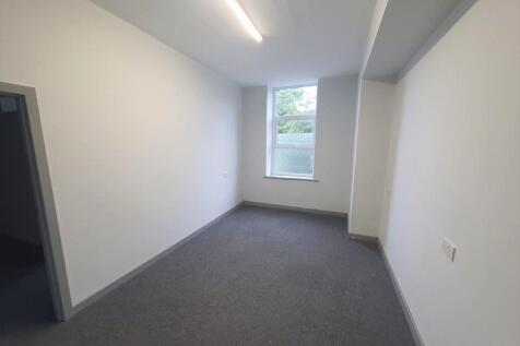 Office 20 21 pic1.jpg