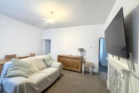 Ellesmere Gardens, Choppington, Northumberland, NE62 5TY photo 5
