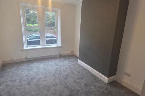 Primrose Crescent, Harrington, CA14 photo 5