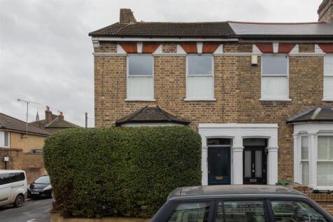 Ravenswood Road, E17