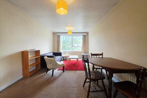 Weetwood House Court, Headingley, Leeds photo 3
