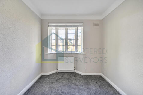 Heathlands, 26 Queens Road, Weybridge, Surrey, KT13 photo 3
