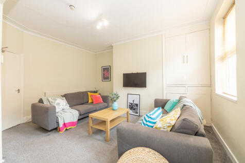 45 Headingley Avenue, Headingley, Leeds, LS6 3ER photo 4