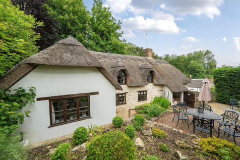 1304825-7-684048b...