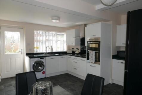 19 Kirkham Drive, Hull, HU5 2BS photo 4