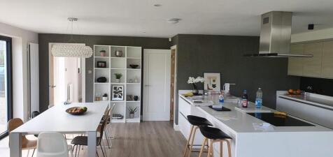 kitchen 2.jpeg