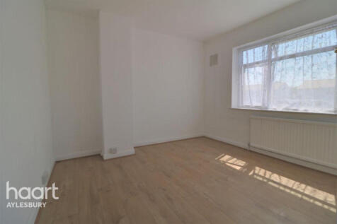 Old Stoke Road, Aylesbury photo 5
