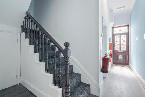 32 Salthouse Road (3 of 20).jpg