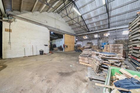 1362876-3-68e5379a9c1b4-ARW-1