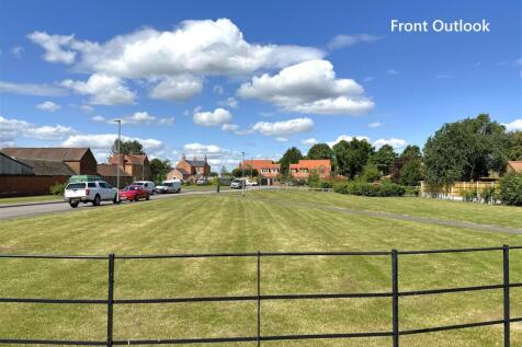 Unspoiled Front Outlook 960