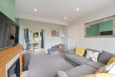 PRESTBURY CRES 51 (20 FROM 35)-3.jpg